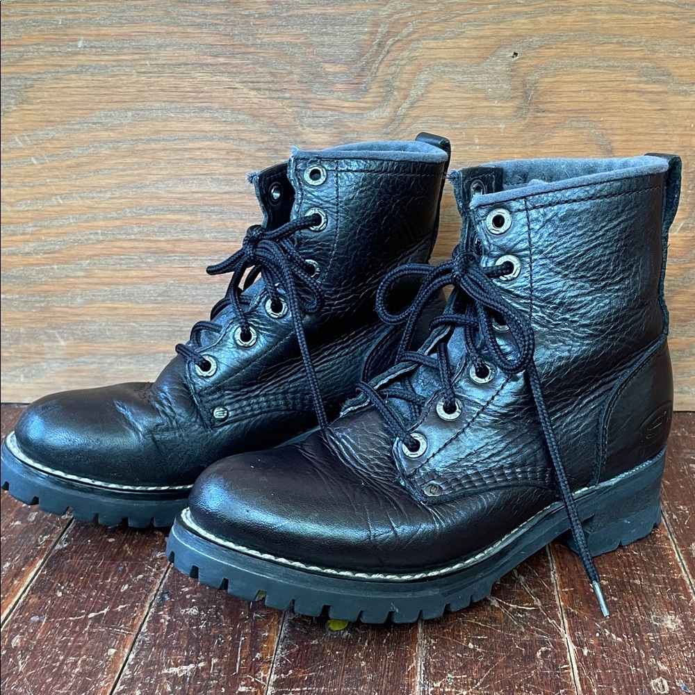 Vintage Skecher’s Combat Boots Black Leather with oil resistant lug soles